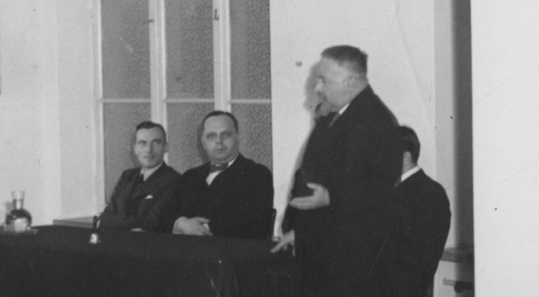  Dr Stanisław Stroński podczas odczytu w Domu Katolickim w 1931 roku.  