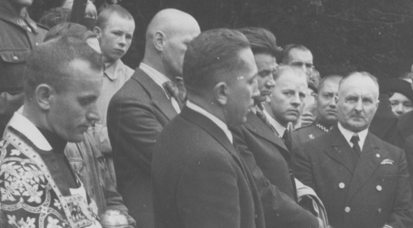  Pogrzeb lotników Olimpiusza Nartowskiego, Zygmunta Zarzyckiego i Franciszka Panka ofiar katastrofy polskiego samolotu pasażerskiego w Rumunii, 30.07.1938 r.  