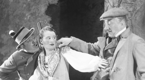  Przedstawienie "Rozbitki" Józefa Blizińskiego w Teatrze Miejskim im. Juliusza Słowackiego w październiku 1935 roku. (3)  
