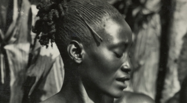  Prowincja Wschodnia, Mangbetu, deformacja czaszki.  