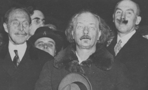  Kompozytor i pianista Ignacy Jan Paderewski podczas pobytu w Londynie w lutym 1925 roku.  