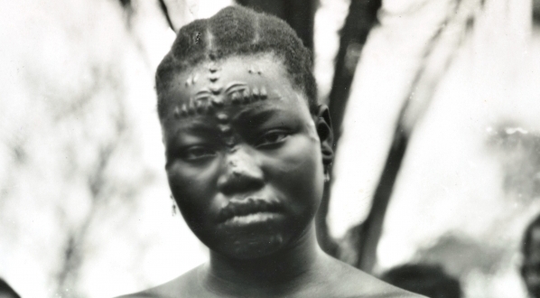  Kobieta z Prowincji Równikowej.  