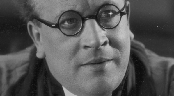  Bogusław Samborski w scenie z nierozpoznanego przedstawienia.  