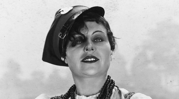  Film "Ułani, ułani, chłopcy malowani" z 1931 roku.  