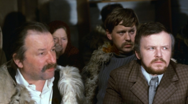  Scena z filmu Janusza Zaorskiego "Awans" z 1974 roku.  