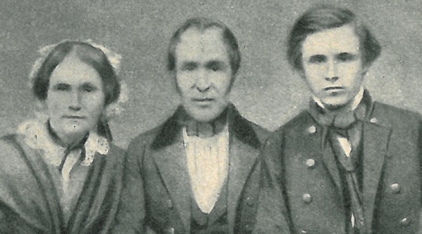  Tadeusz Korzon jako student, z rodzicami.  