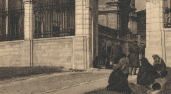  Lwów, brama do katedry św. Jura. (fot. Adam Lenkiewicz)  