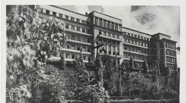  Lwów, szpital ubezpieczalni. (fot. Adam Lenkiewicz)  