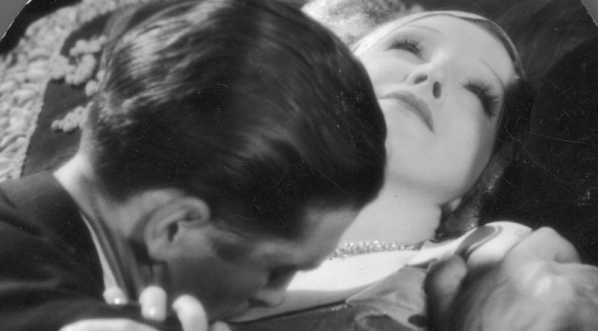  Film "Szpieg w masce" z 1933 roku.  