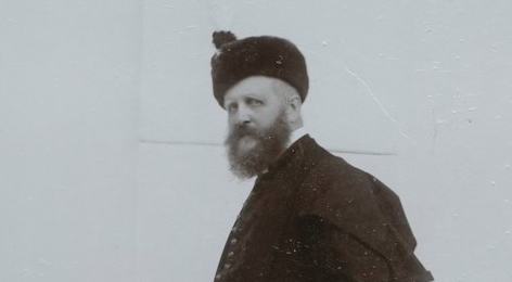  Karol Lanckoroński w stroju narodowym.  