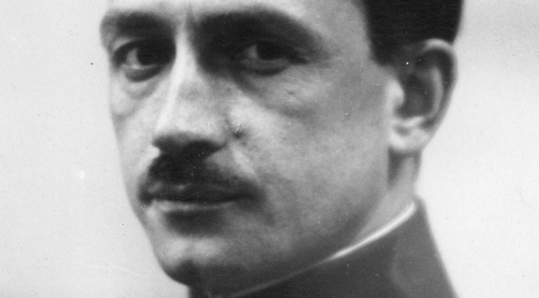  Julian Piasecki, major.  