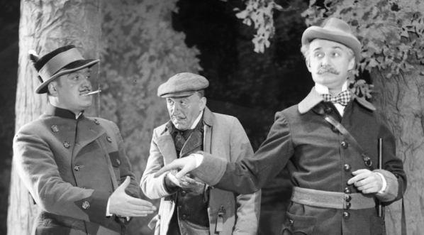  Przedstawienie "Rozbitki" Józefa Blizińskiego w Teatrze Miejskim im. Juliusza Słowackiego w październiku 1935 roku. (2)  