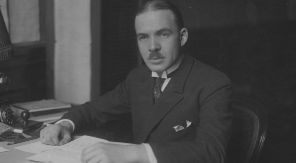  Michał Mościcki - sekretarz Poselstwa RP w Paryżu.  