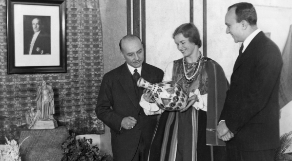  Międzynarodowa Wystawa Turystyczna w Chicago. (listopad 1932 r.)  