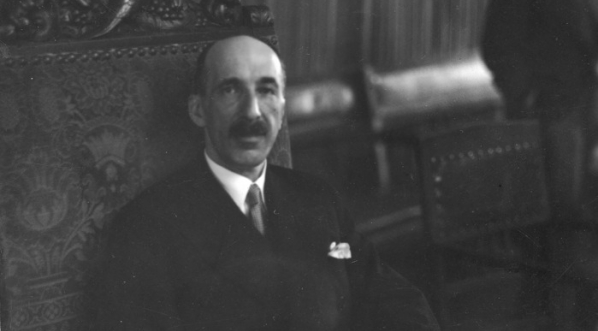  Przewodniczący XV Sesji Międzynarodowego Biura Pracy w Genewie Franciszek Sokal.  