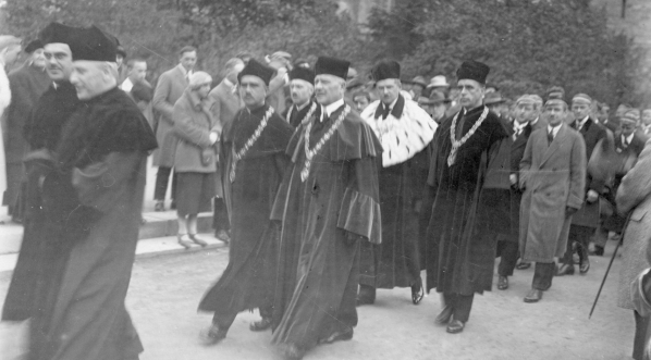  Inauguracja roku akademickiego 1925/1926 na Uniwersytecie Poznańskim. (październik 1925 r.)  