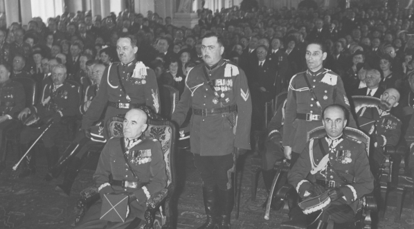  Zjazd członków Związku Kaniowczyków i Żeligowczyków w Warszawie w maju 1938 roku.  