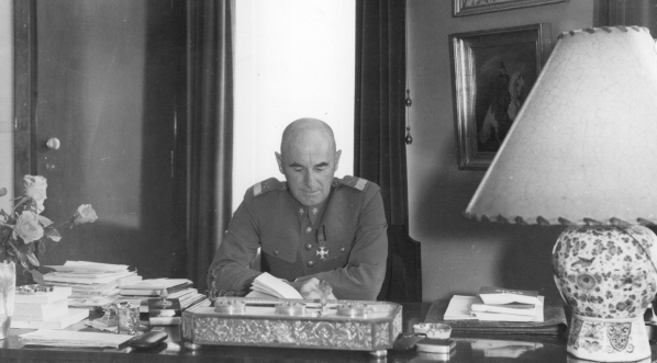  Marszałek Edward Śmigły-Rydz . (1936 - 1939 r.)  