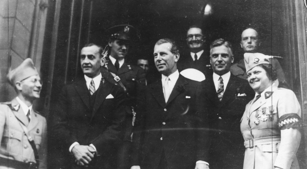  Otwarcie I Polskiej Olimpiady "Sokołów" w Pittsburghu. (1938 r.)  
