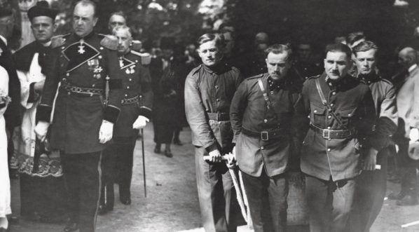  Pogrzeb hrabiego Bogdana Hutten-Czapskiego w Smogulcu  16.09.1937.  