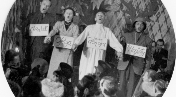  Lokal rozrywkowy "Gospoda Włóczęgów"  w Warszawie w listopadzie 1940 roku.  