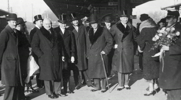  Uroczyste obchody 10-lecia utworzenia Towarzystwa Polsko- Francuskiego w Poznaniu 6.11.1931 roku .  