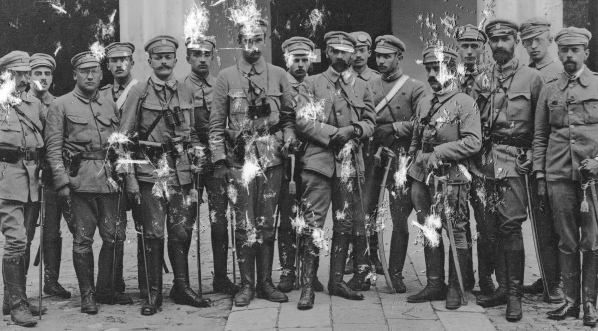  Legioniści w Kielcach w sierpniu 1914 roku.  