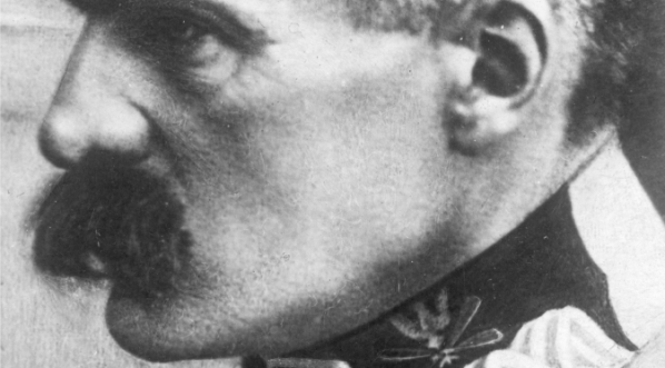  Józef Piłsudski, marszałek Polski (1927 rok).  
