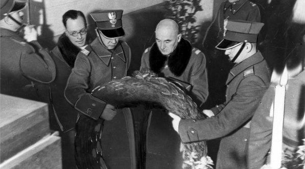 Szesnasta rocznica śmierci prezydenta RP Gabriela Narutowicza 16.12.1938 r.  