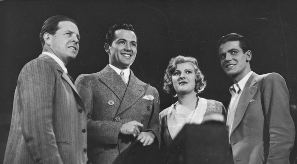  Realizacja filmu "Świat bez granic" w Warszawie w 1930  r.  (2)  