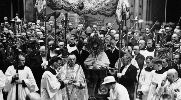  Uroczystość Bożego Ciała w Warszawie 20.06.1935 r.  