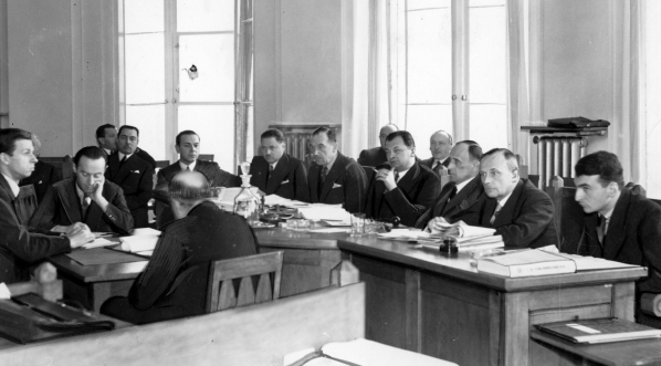 Posiedzenie komisji budżetowej Sejmu w celu rozpatrzenia budżetu Ministerstwa Sprawiedliwości  12.01.1937 r.  