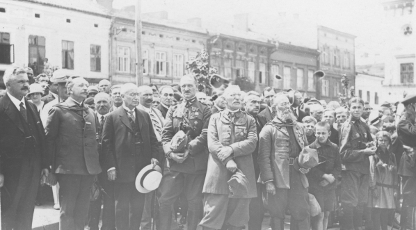  Zlot członków Towarzystwa Gimnastycznego "Sokół" w Rzeszowie. (2)  