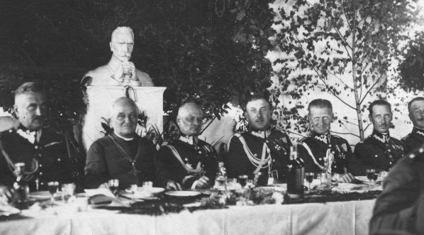  Promocja podchorążych w Szkole Podchorążych Artylerii w Toruniu 15.08.1929 r.  