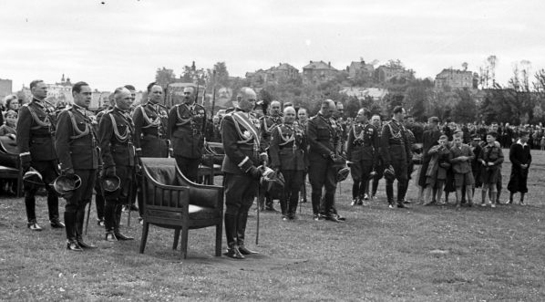  Wręczenie i poświęcenie sztandarów pułkom artylerii na Krakowskich Błoniach 29.05.1938 r. (4)  