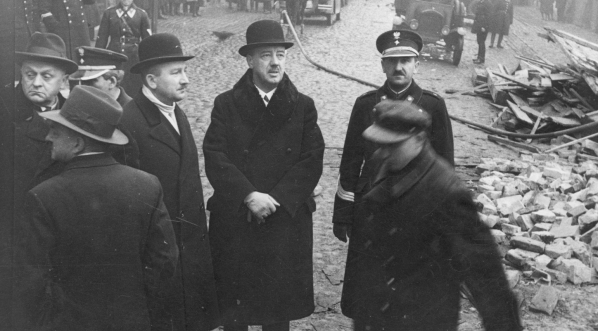  Katastrofa budowlana w Warszawie w 1932 roku.  