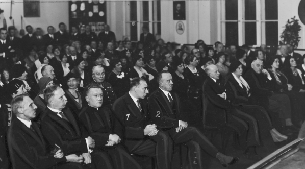  Otwarcie lokalu Towarzystwa Przyjaciół Muzyki i Opery Narodowej w Warszawie, 26.11.1932 r.  