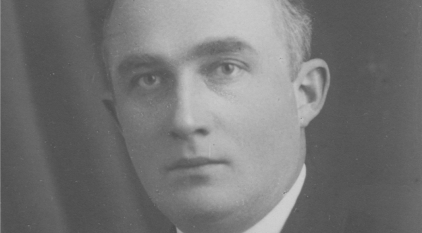  Stebłowski Adam, konsul generalny RP w Charkowie.  