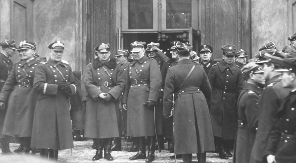  Nabożeństwo za duszę śp. ks. biskupa Władysława Bandurskiego w kościele garnizonowym w Warszawie, 10.03.1932 r.  
