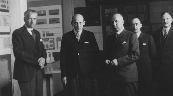  Otwarcie wystawy prac studentów Akademii Sztuk Pięknych w Warszawie w czerwcu 1933 roku.  