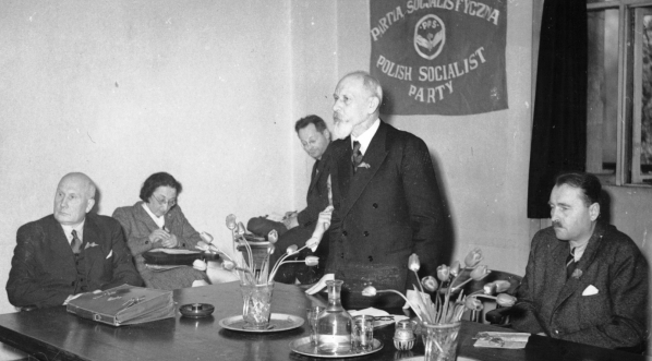  Akademia z okazji 1 Maja zorganizowana przez Polską Partię Socjalistyczną, Londyn 1.05.1945 r.  