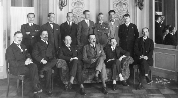  Polska delegacja na V Sesję Zgromadzenia Ligi Narodów w 1924 roku.  