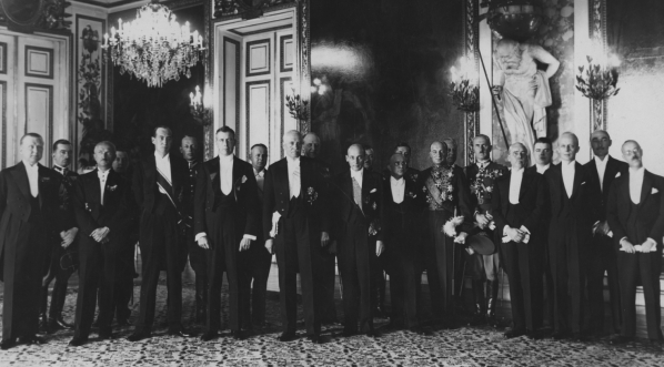  Złożenie listów uwierzytelniających prezydentowi RP Ignacemu Mościckiemu przez ambasadora Stanów Zjednoczonych w Polsce Johna Cudahy 6.09.1933 r.  