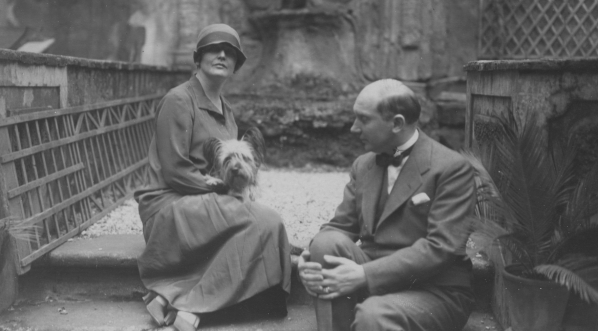  Poseł nadzwyczajny i minister pełnomocny z Polski we Włoszech August Zaleski z małżonką Eweliną.  