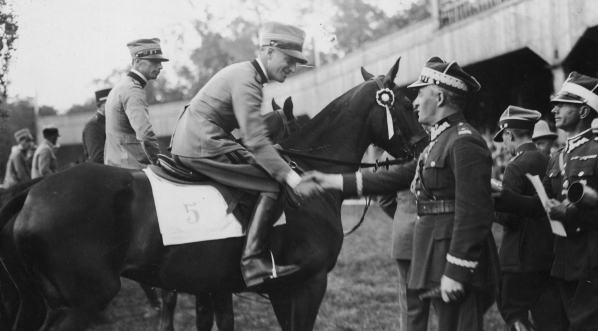  IV Międzynarodowe Konkursy Hippiczne w Warszawie w czerwcu 1930 roku.  
