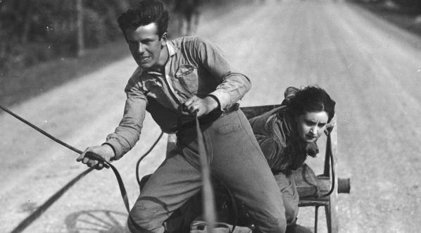  Film "Z dnia na dzień" z 1929 roku.  