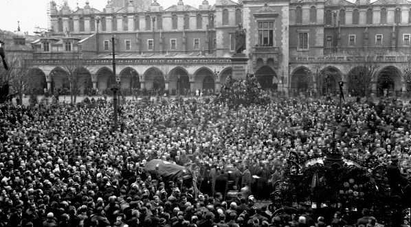  Pogrzeb marszałka Sejmu Ignacego Daszyńskiego w Krakowie 3.11.1936 r.  