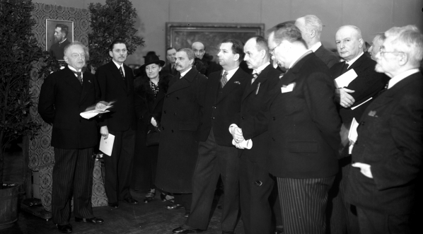  Otwarcie wystawy obrazów artysty malarza Ferdynanda Ruszczyca w Krakowie w grudniu 1937 roku.  