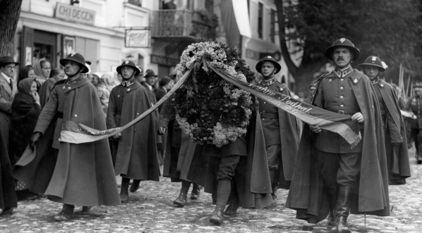  Uroczystość odsłonięcia pomnika Władysława Orkana w Nowym Targu w lipcu 1934 roku.  