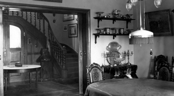  Dom Jarosława Iwaszkiewicza w Podkowie Leśnej.  